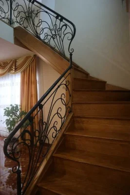 the house is in excellent condition. Sunny