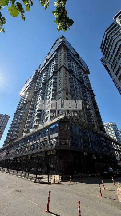Продаж 2к квартири без ремонту, ЖК Delmar, вул. Андрія Верхо