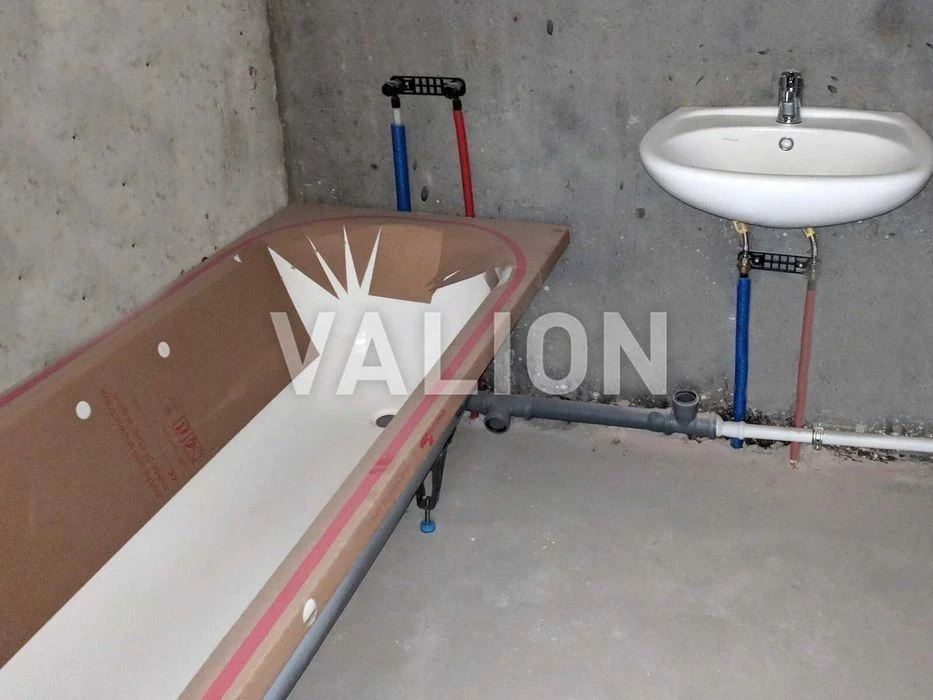 For sale 2-room apartment with renovation 78m2 in the Vudstoria residential complex, Chervo metro station