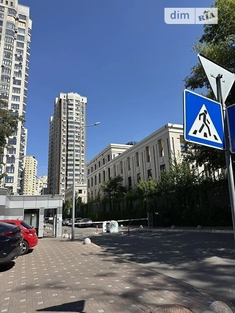Sale of 2-room apartment 78 sq. m on Aviakonstruktoria Igora St.