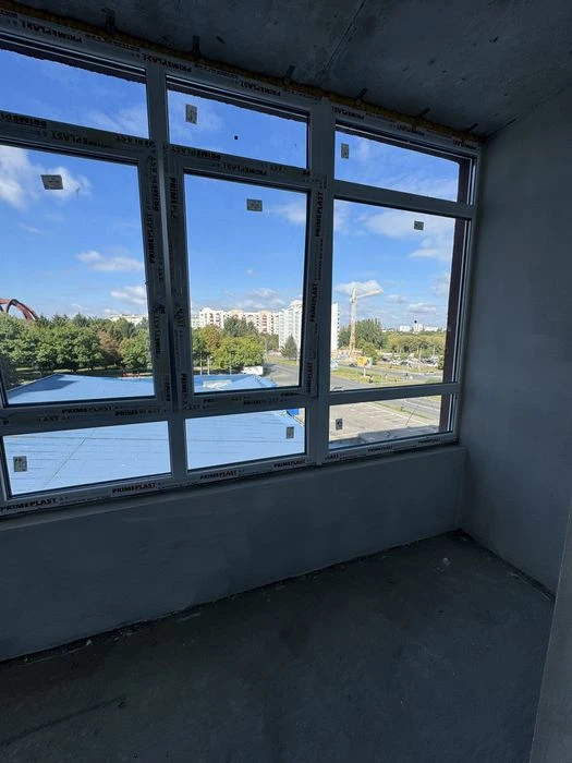 Продаж великої квартири 56м2