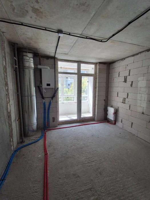 Продаж великої квартири 56м2