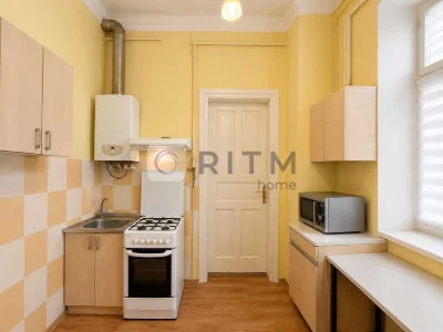 3-room apartment for sale in an Austrian building - Center (near Ma