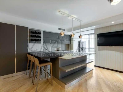 Apartment. Kyiv, Denysa Rachinsky St. (Combinatna)