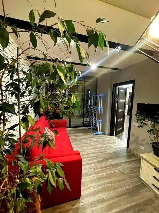 For sale. Two-room apartment. Residential complex Poznyaki -4a. Dragomanova 2A