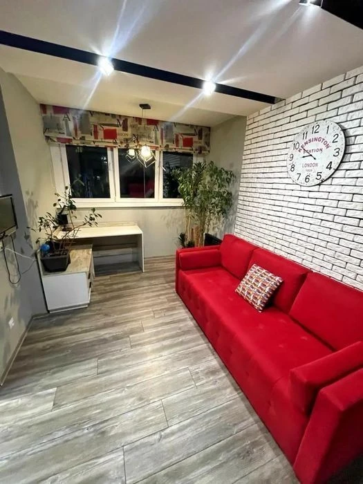 For sale. Two-room apartment. Residential complex Poznyaki -4a. Dragomanova 2A
