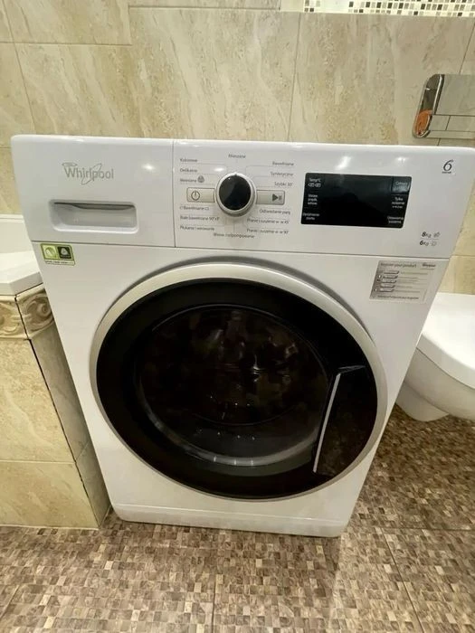 For sale. Two-room apartment. Residential complex Poznyaki -4a. Dragomanova 2A