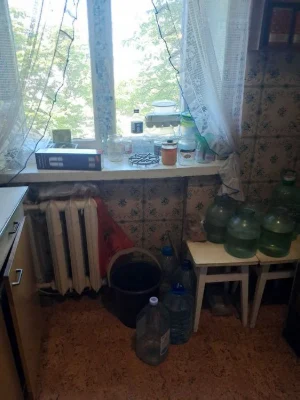 Selling a 2-room apartment in a brick building in New Houses, 5 min.m. "Ar