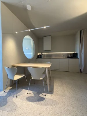 Продажа 1 км квартиры по и. Городоцкая в ЖК Resident Hall Без
