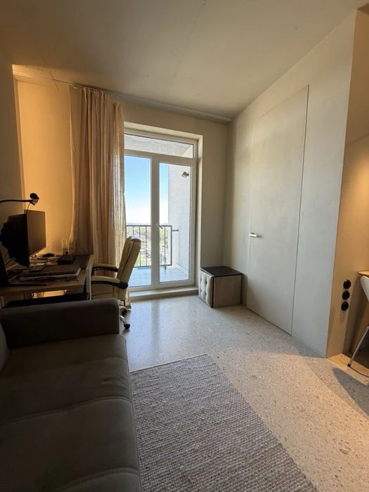 Продажа 1 км квартиры по и. Городоцкая в ЖК Resident Hall Без