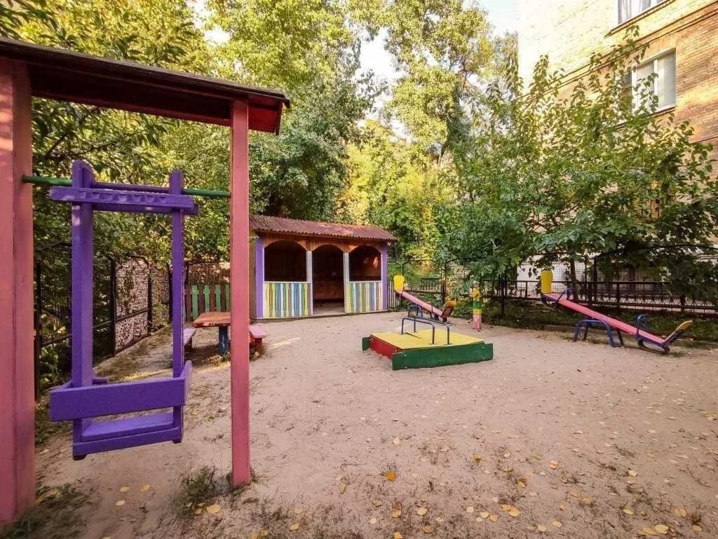 Sale of a 3-room apartment of 90 m², Mykhailovskaya Street, 24V