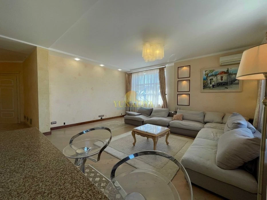Sale! 3-room. Skovorody St., 6, Podil! No commission!