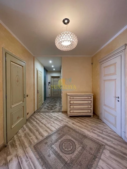 Sale! 3-room. Skovorody St., 6, Podil! No commission!