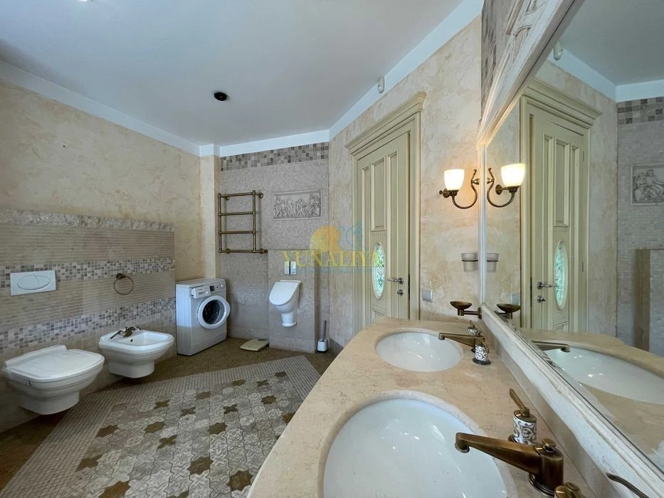 Sale! 3-room. Skovorody St., 6, Podil! No commission!