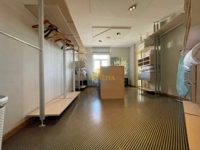 Sale! 3-room. Skovorody St., 6, Podil! No commission!