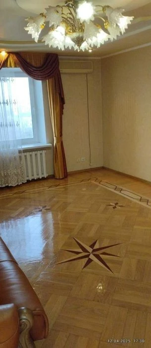Urgent! 3-room apartment for sale with renovation, Obolon, Boga St.