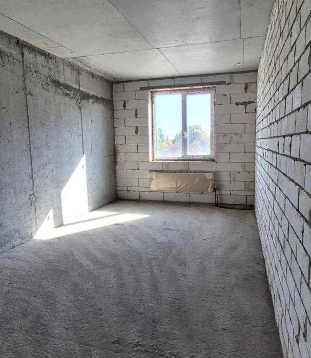I will sell a 2-room apartment in a new building.