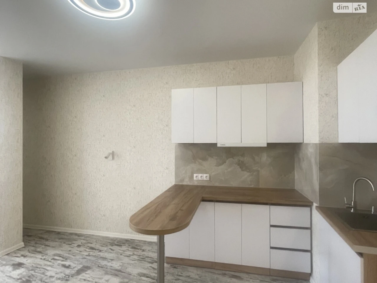 Продажа квартир Приморский.
