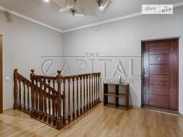 Sale of 2-room apartment 192 sq. m. on Konovaltsya Yevhena 32B street •