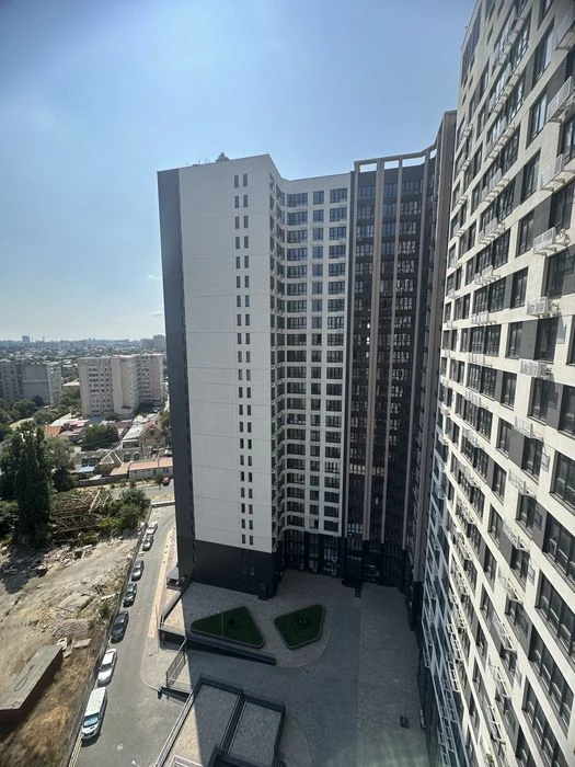 Двухкомнатная квартира ЖК "Модерн" 89м Вид на море и дорогой