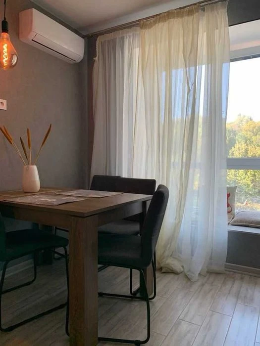 Продам 2-х комнатную квартиру на 3 этаже с Евроремонтом в ЖК
