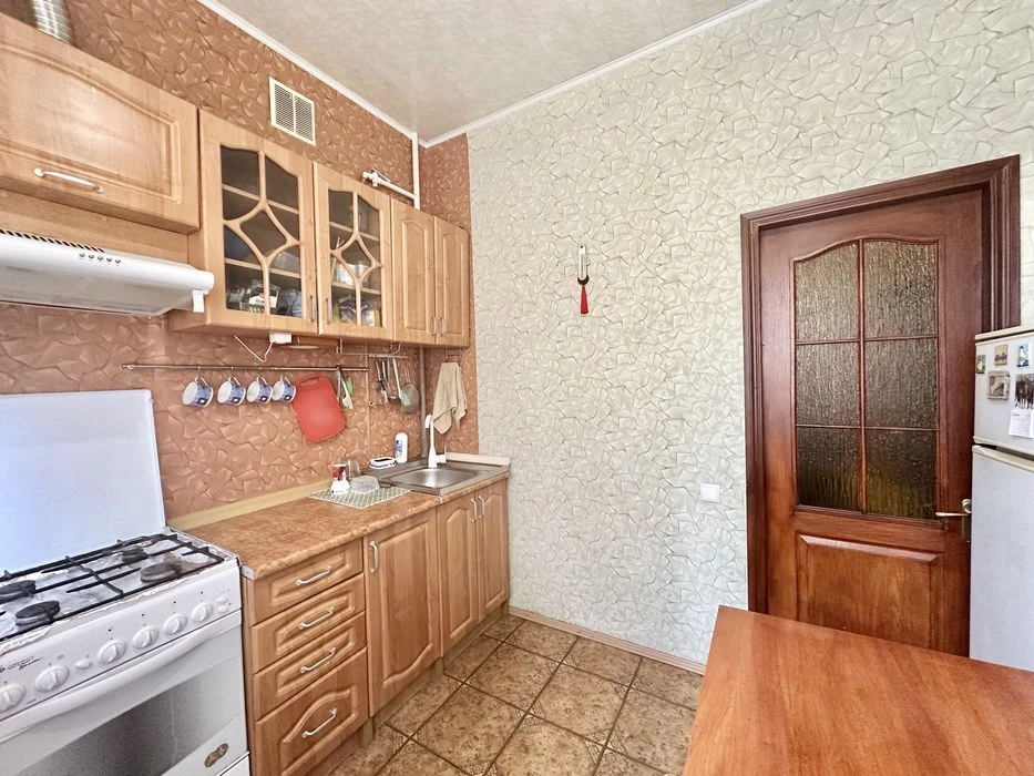 Продаж 1-кімнатна квартира по вул Сталеварів