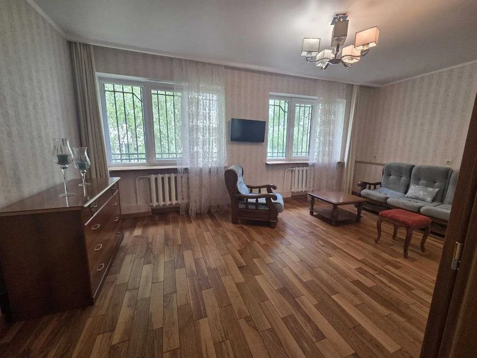 Продажа двухкомнатной квартиры переулок Дунаева/Французски.