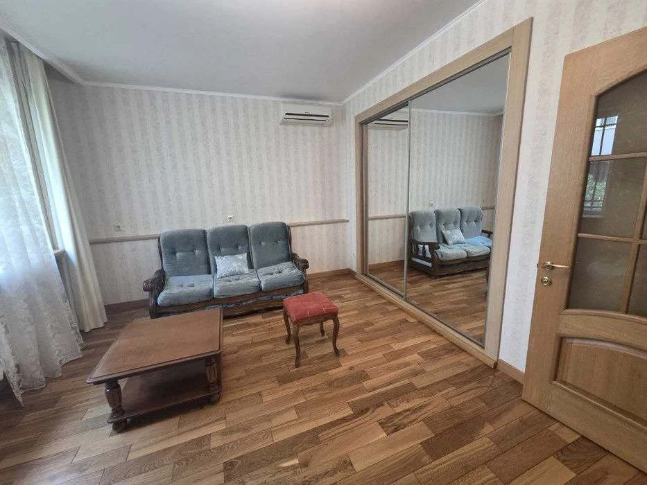 Продажа двухкомнатной квартиры переулок Дунаева/Французски.