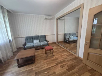 Продажа двухкомнатной квартиры переулок Дунаева/Французски.