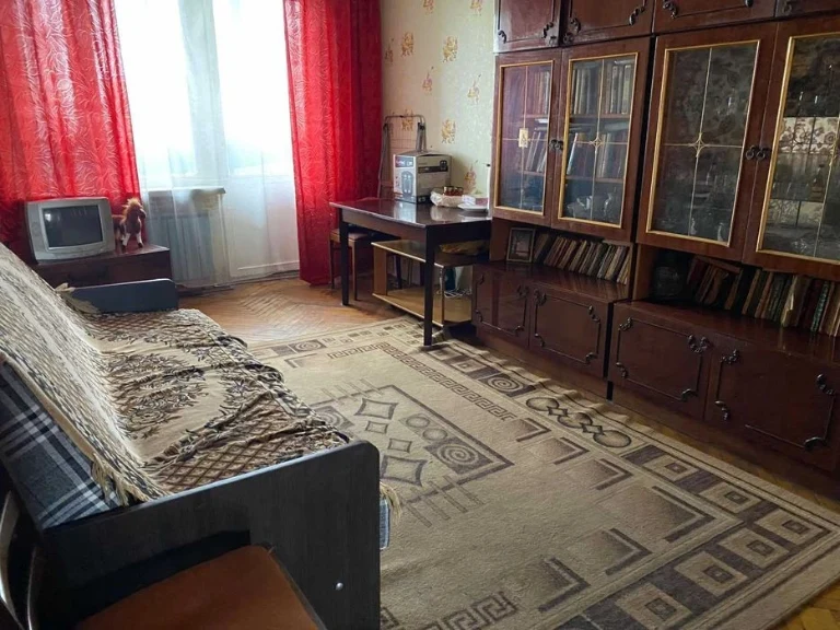 3-room apartment for sale at 37A Mudraka St.