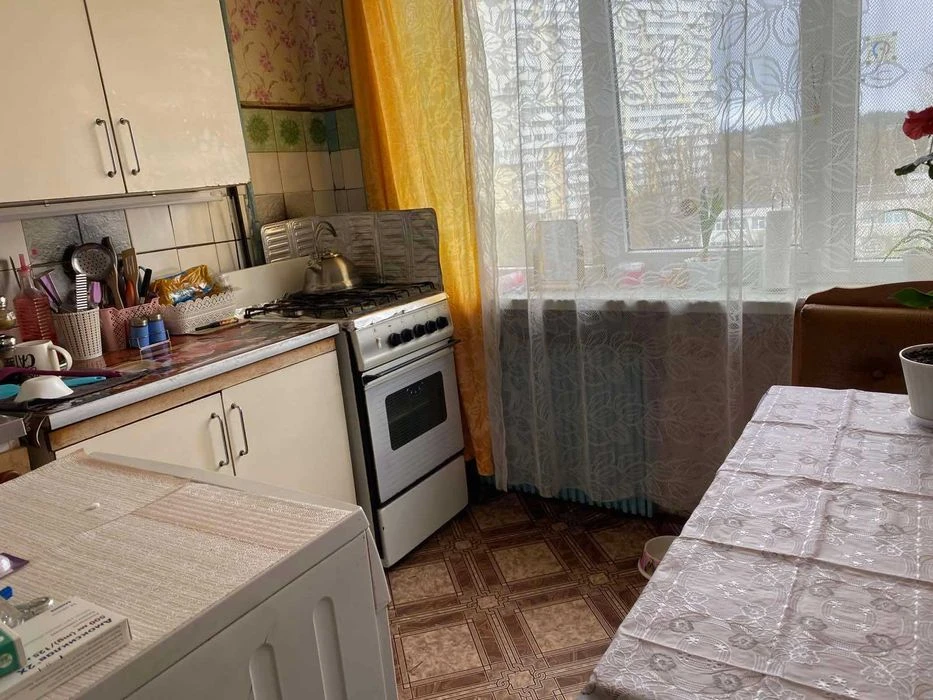 3-room apartment for sale at 37A Mudraka St.