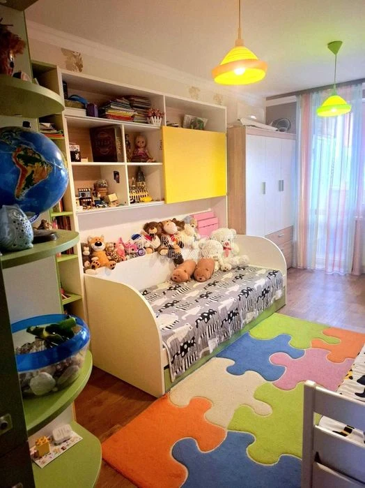 Sale of 3-room apartment with renovation and appliances in the village of Zhukovsky