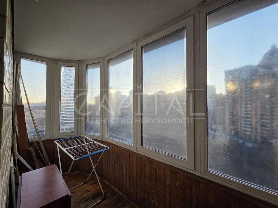 For sale 4k 117sq m on Pechersk Staronavodnitska 8B Tsarskoye Selo
