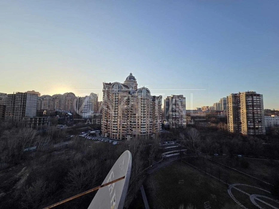 For sale 4k 117sq m on Pechersk Staronavodnitska 8B Tsarskoye Selo