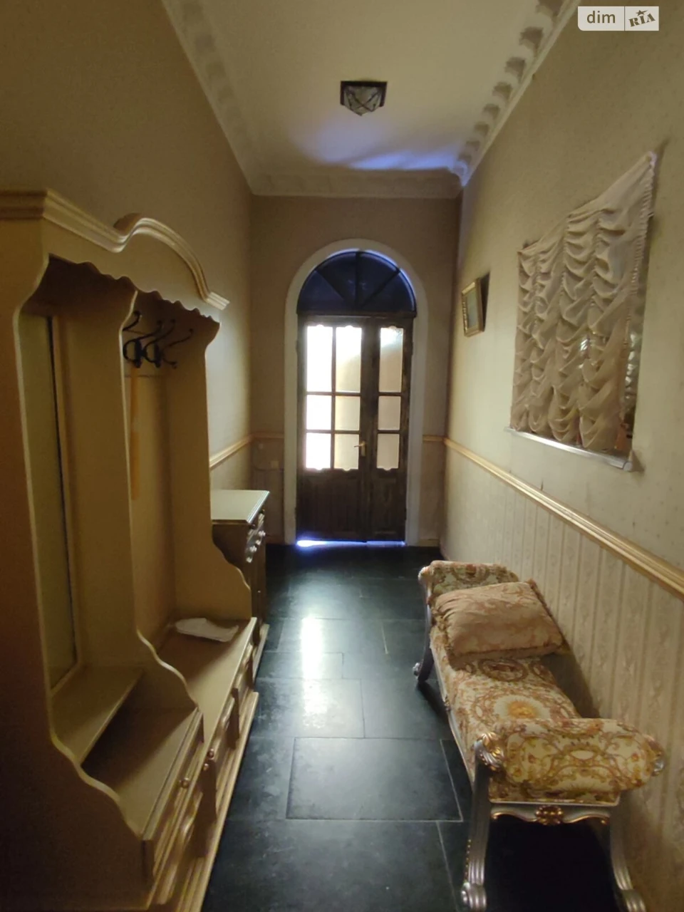 Long-term Rental House Velikiy Fontan