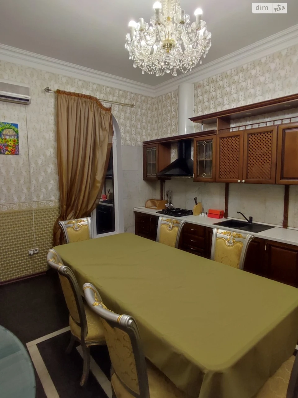 Long-term Rental House Velikiy Fontan