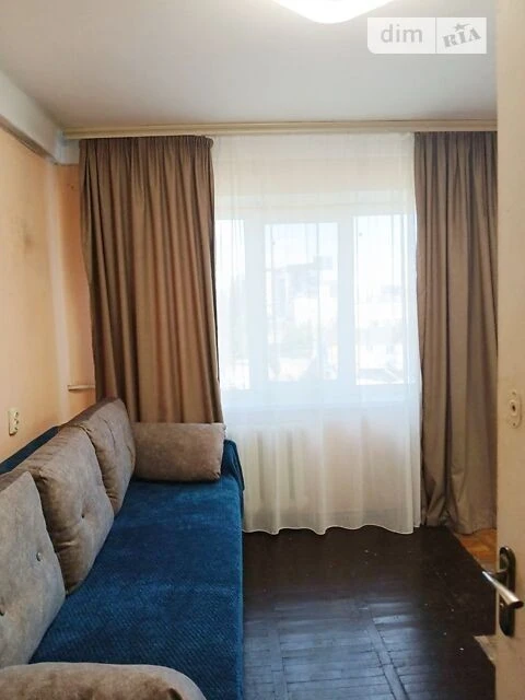 Room for sale 10.4 sq. m. on Myropilska Street 35 • ID 34597