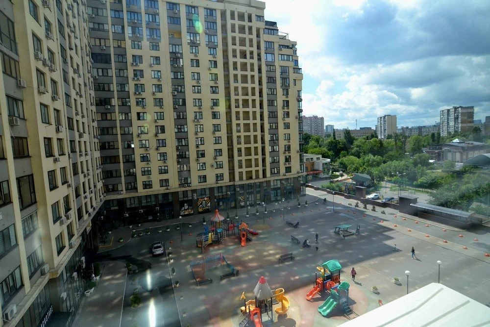 Продам 1 к квартиру в ЖК Венеція Теремки Голосіїво ТРЦ Респу