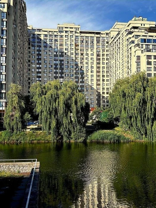 Продам 1 к квартиру в ЖК Венеція Теремки Голосіїво ТРЦ Респу