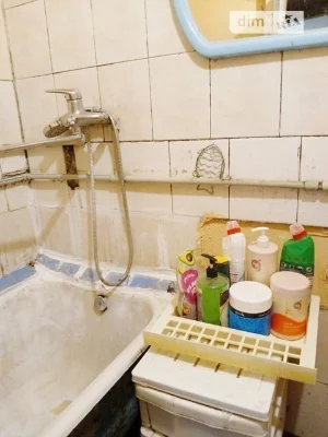 Room for sale 10.4 sq. m. on Myropilska Street 35 • ID 34597