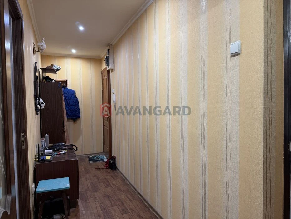 For sale 3 rooms Kyiv project/ Borodinsky