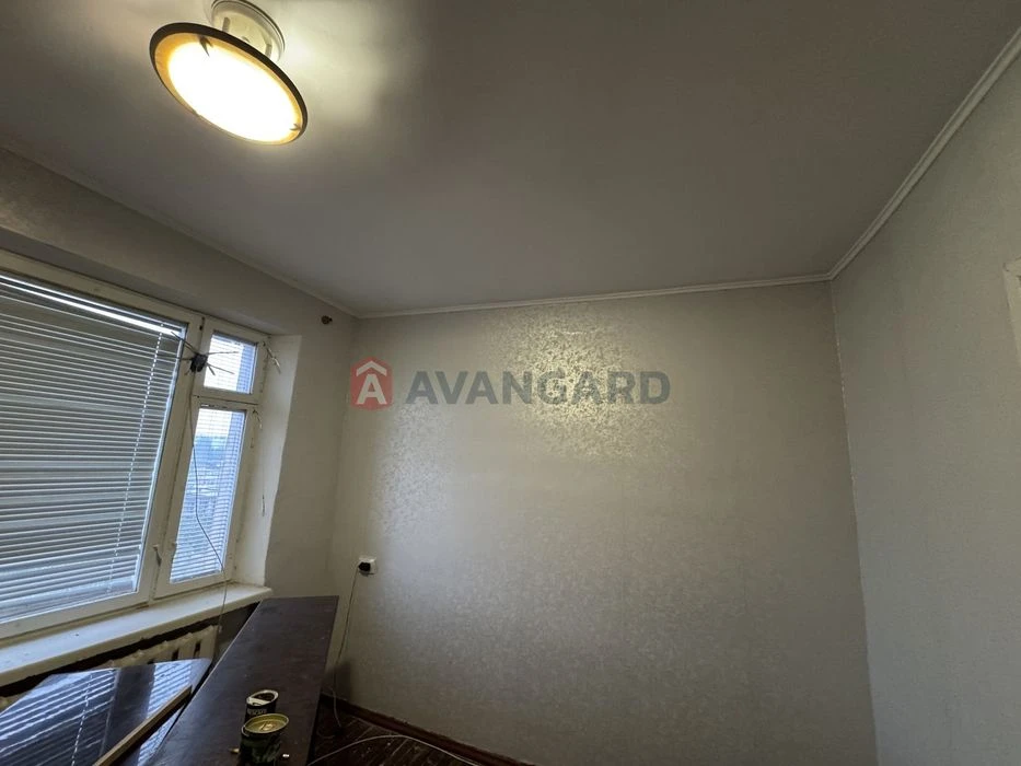 For sale 3 rooms Kyiv project/ Borodinsky