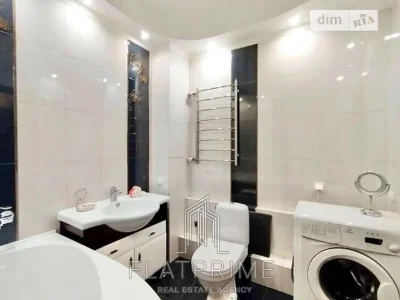 Sale of 3-room apartment 91 sq. m on Khmelnytska Street 10 • ID 3465