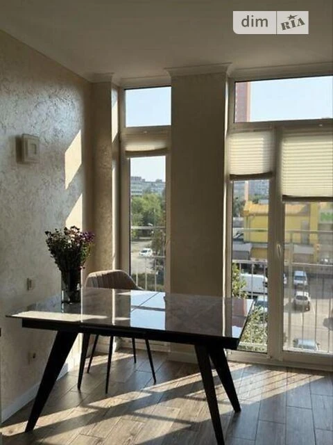 Sale of 2-room apartment 64 sq. m on Regeneratorna Street 4, building 2