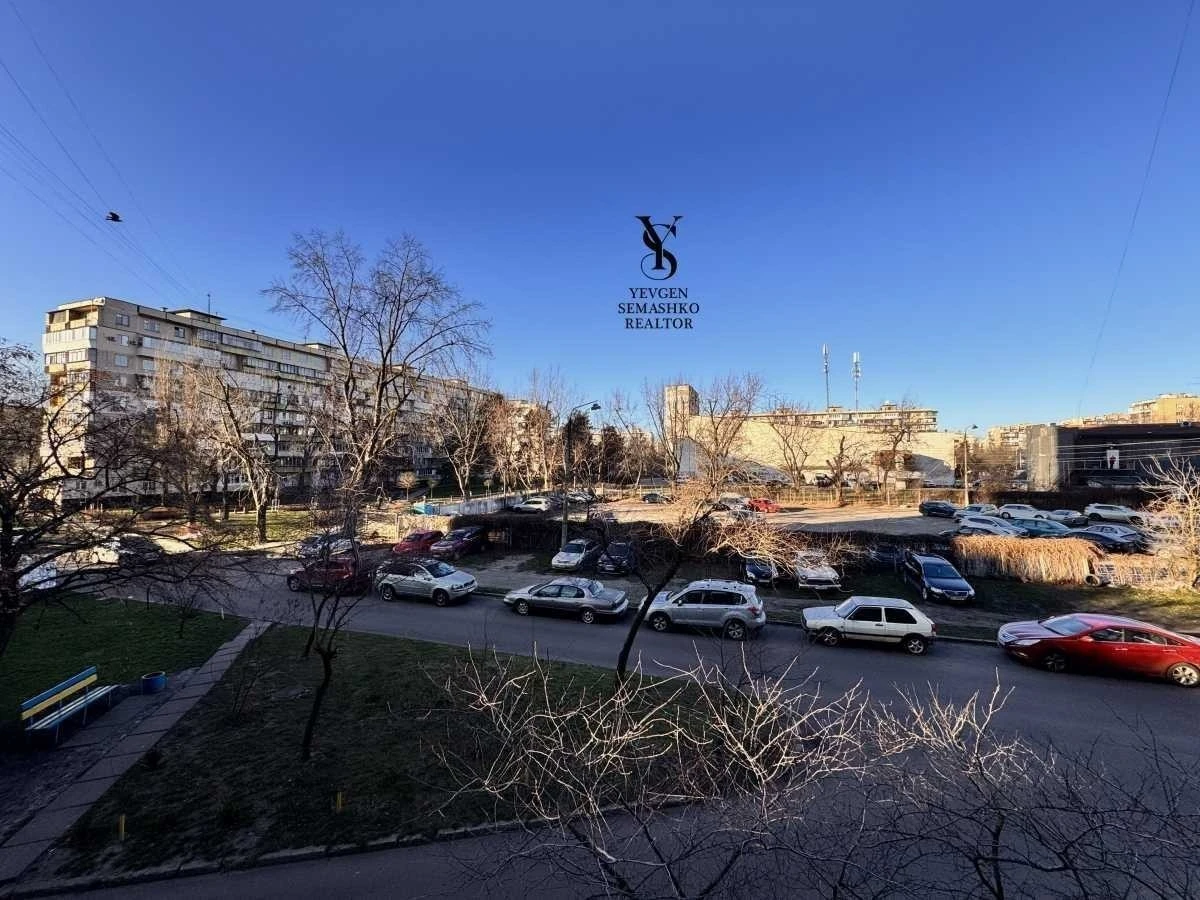 1-room apartment for sale 37 m², Milyutenka St., 17A