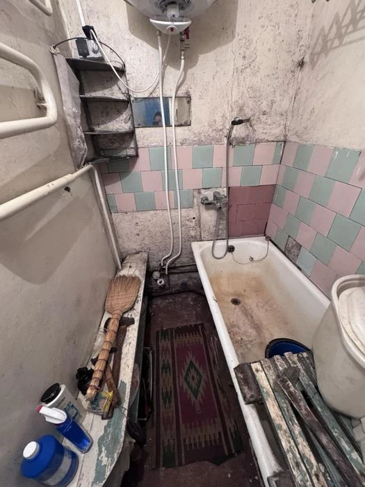 2 rooms for sale in the center