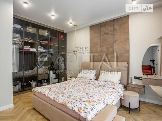 Sale of 1-room apartment 50 sq. m. on Mykhaylo Maksimovicha st. 24 •