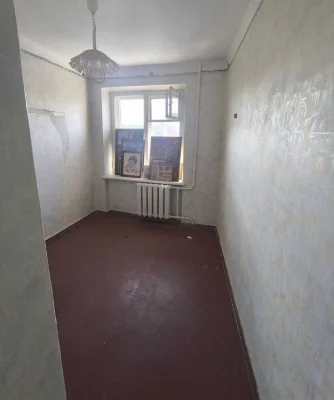 Трикімнатна квартира в цегляному будинку. Поділ.