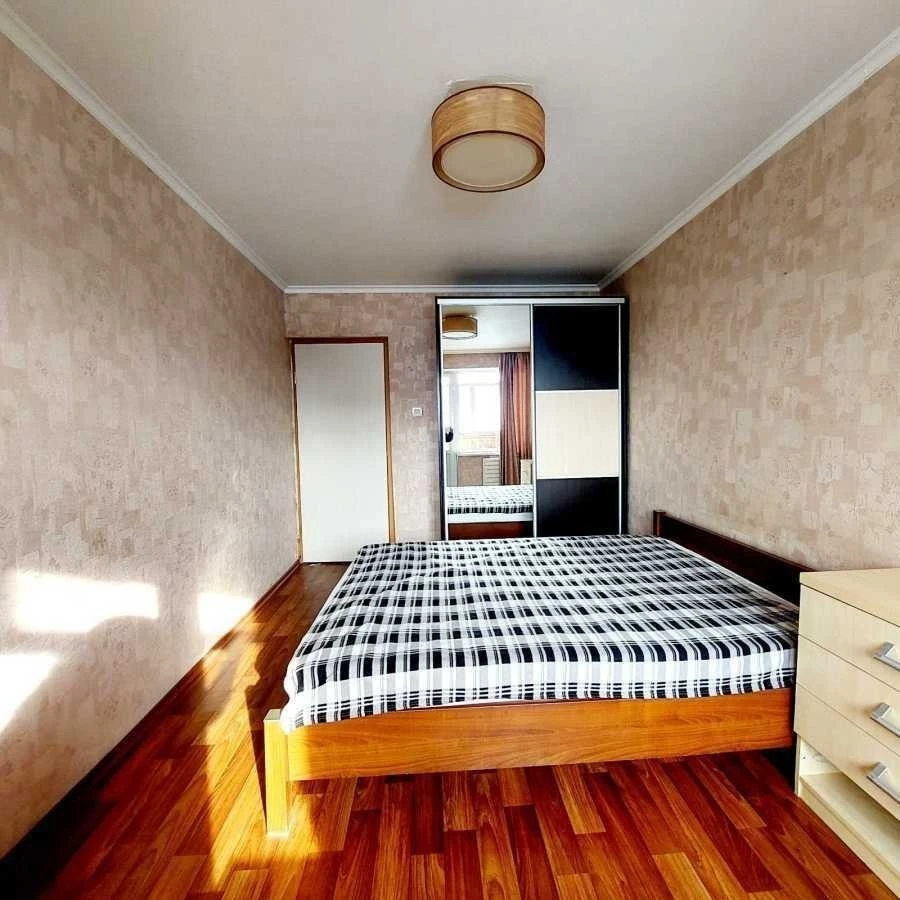 Sale of 3-room apartment 70 m², Heroev Stalingrada avenue