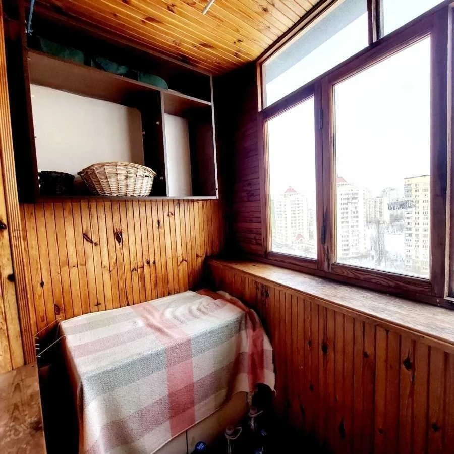 Sale of 3-room apartment 70 m², Heroev Stalingrada avenue